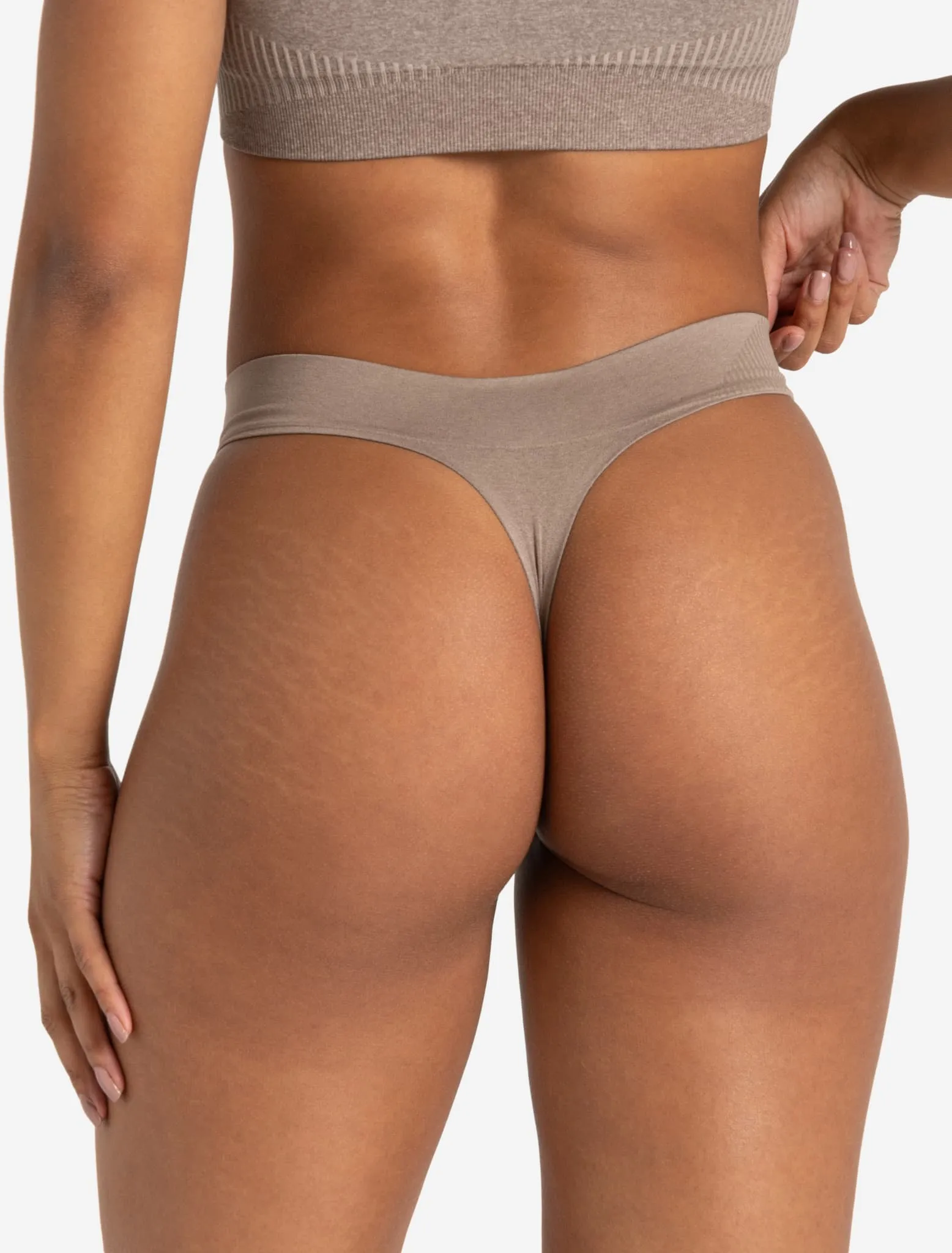 ADAPT 2.0 Seamless Thong - Fawn