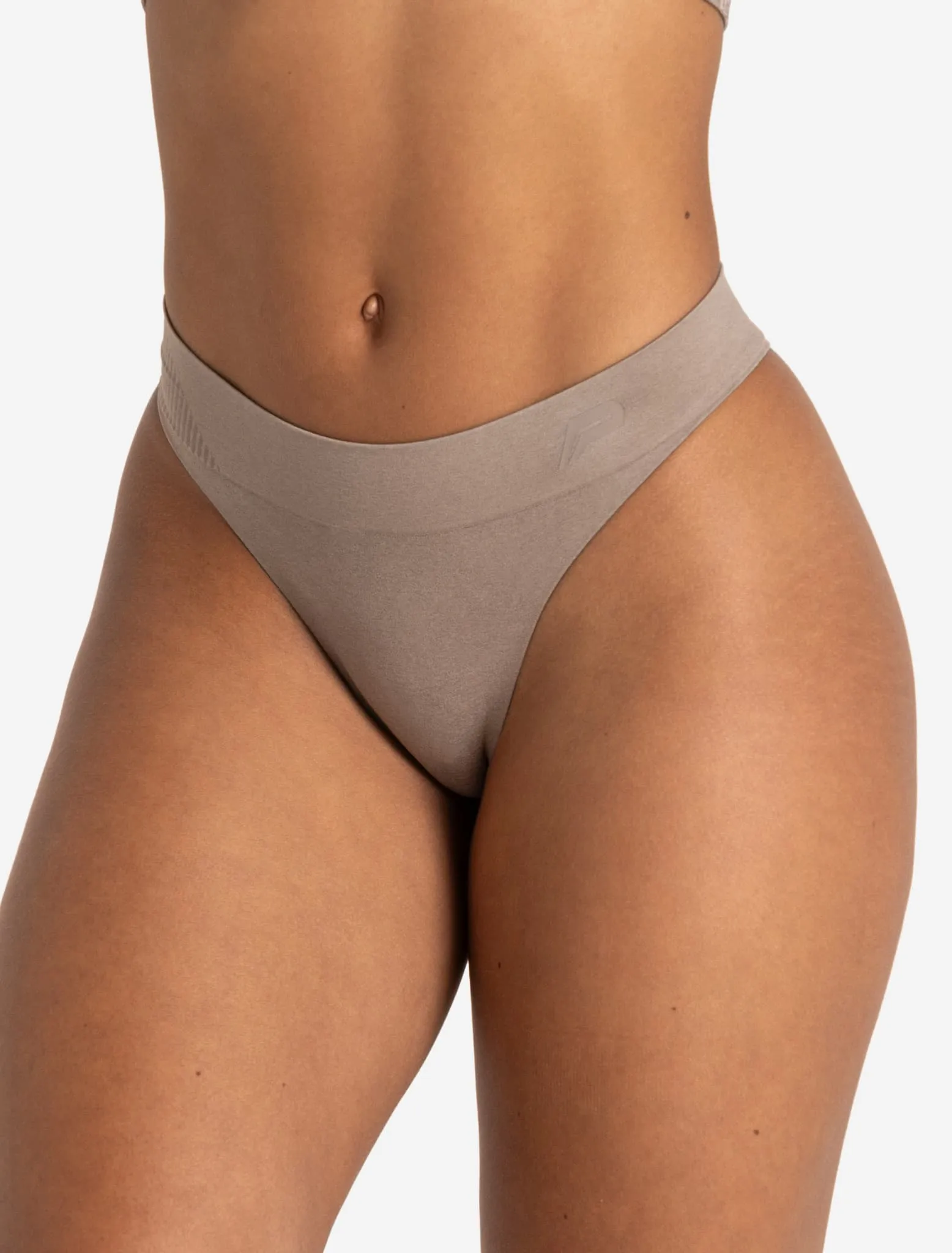 ADAPT 2.0 Seamless Thong - Fawn