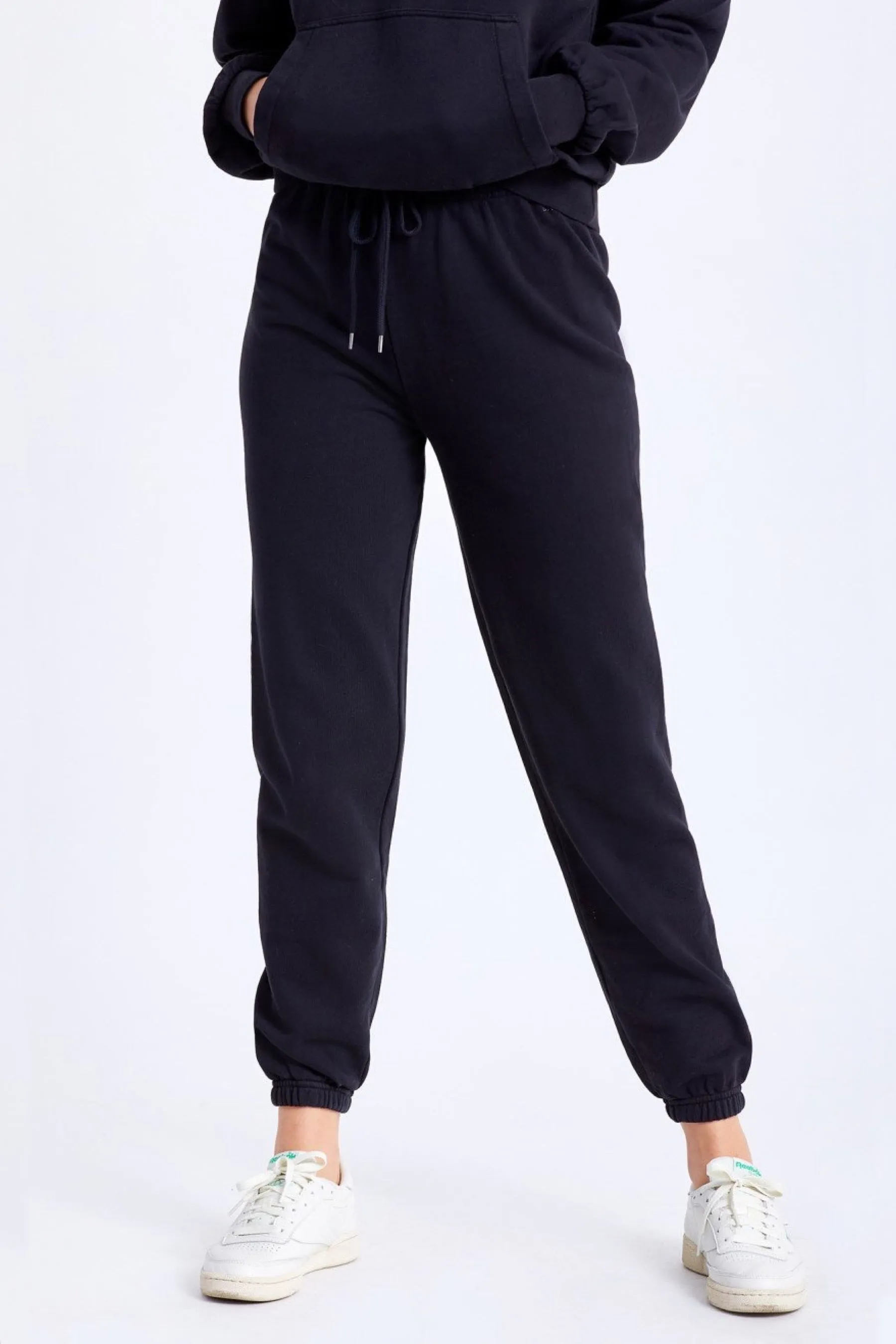 Black Weekender Sweatpants