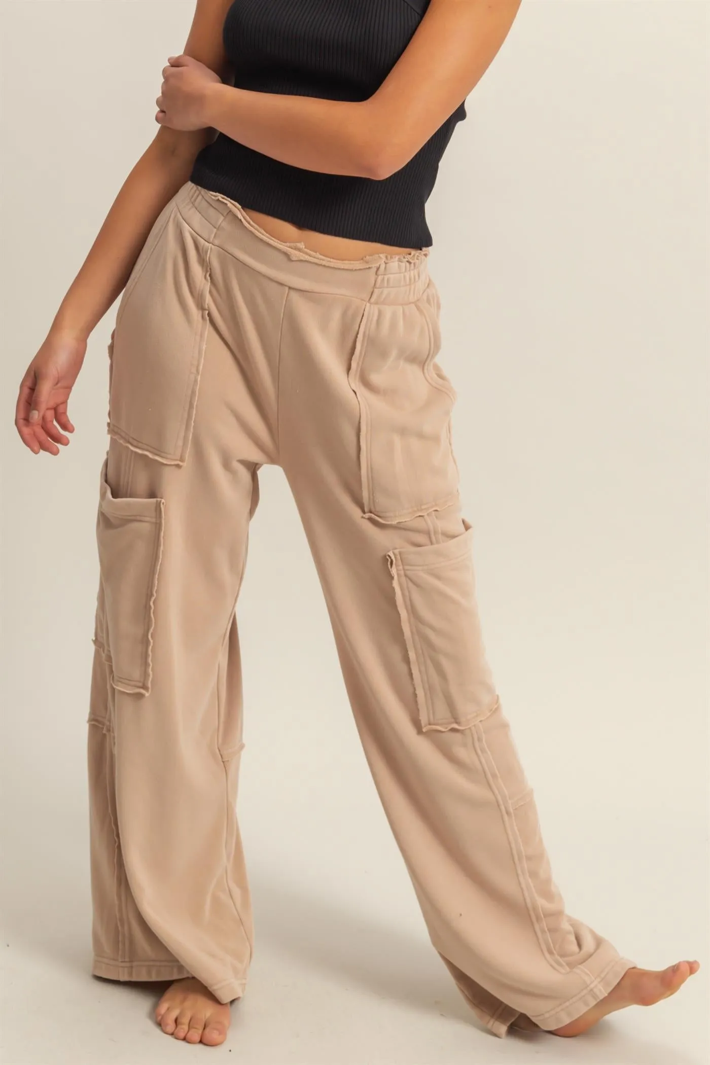 DZ25E111-Oversized Utility Sweatpants