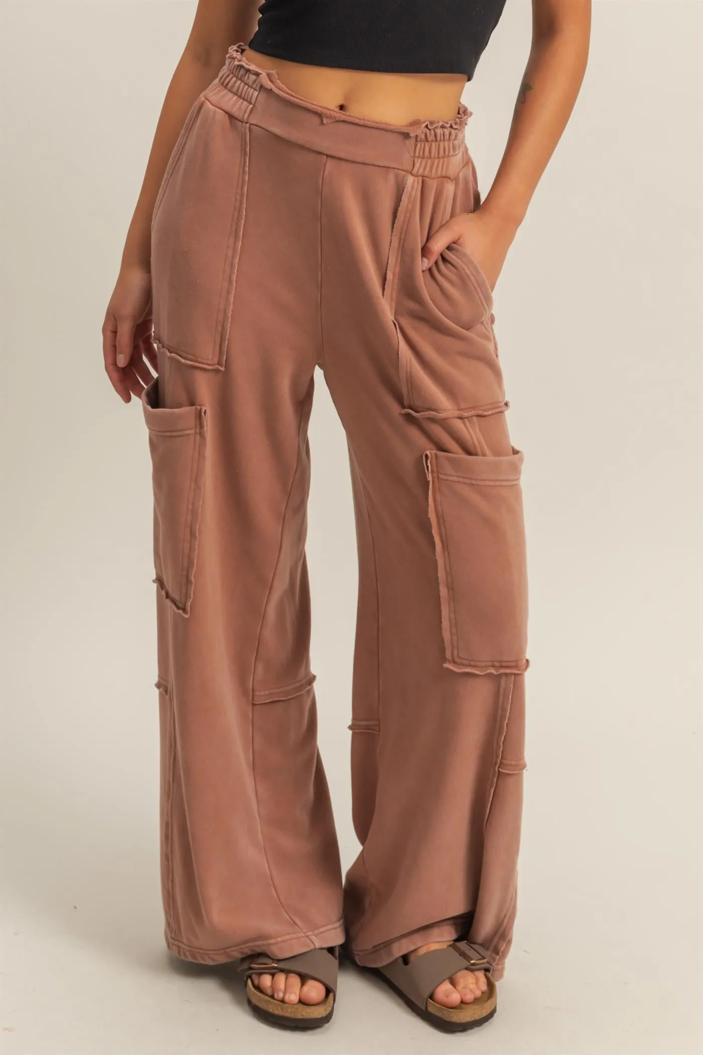 DZ25E111-Oversized Utility Sweatpants