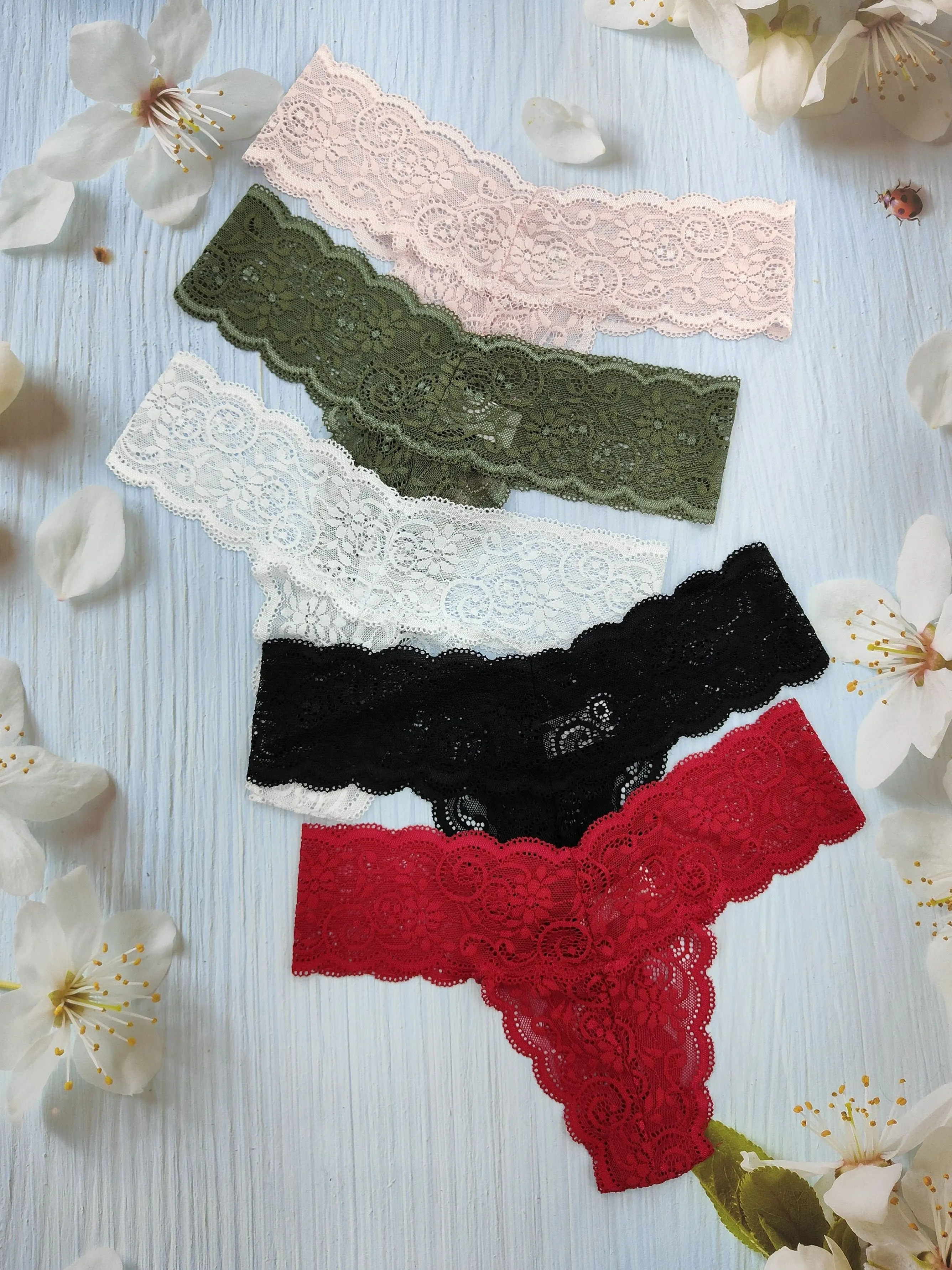 Floral Lace Thongs Soft Comfy Scallop Trim Lingerie Set