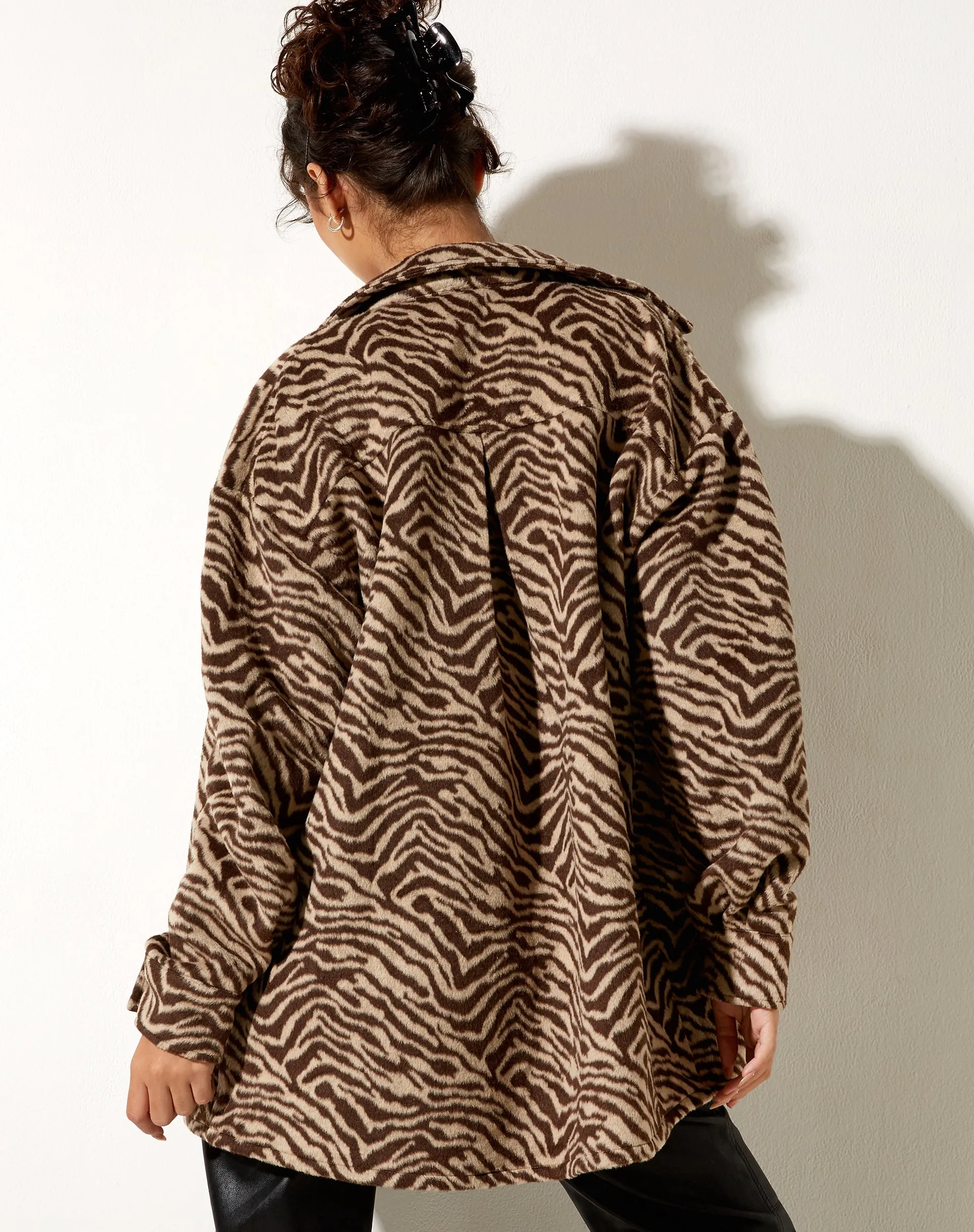 Medita Shirt in Brown Animal