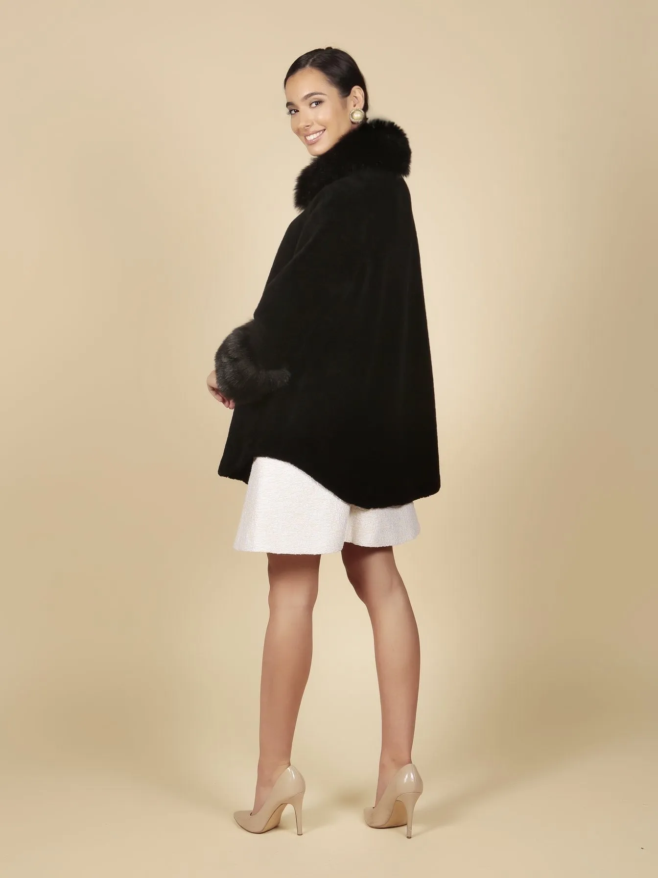 'Scarlett' Wool Cape Coat in Nero