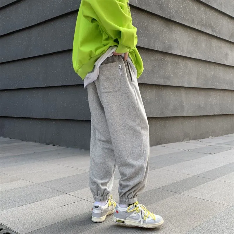 Slit Hem Knitted Tapered Loose Fit Sweatpant